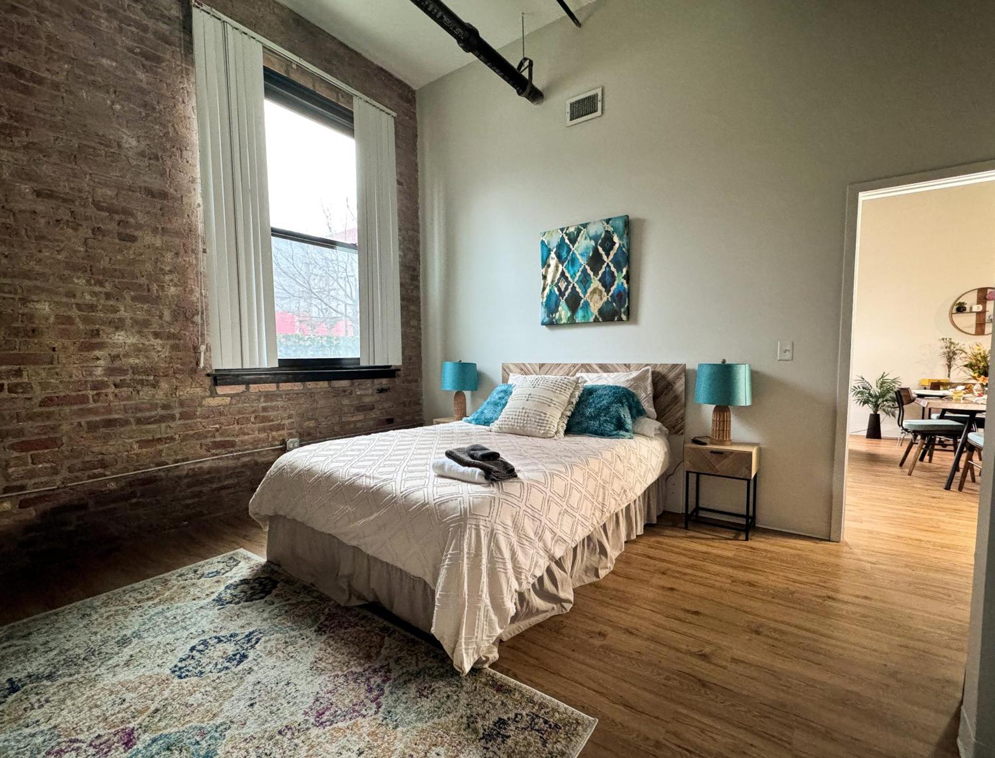 Luxery Stay Chicago - Themed Units! Close To Downtown, Mccormick Place & Wintrust Arena 외부 사진
