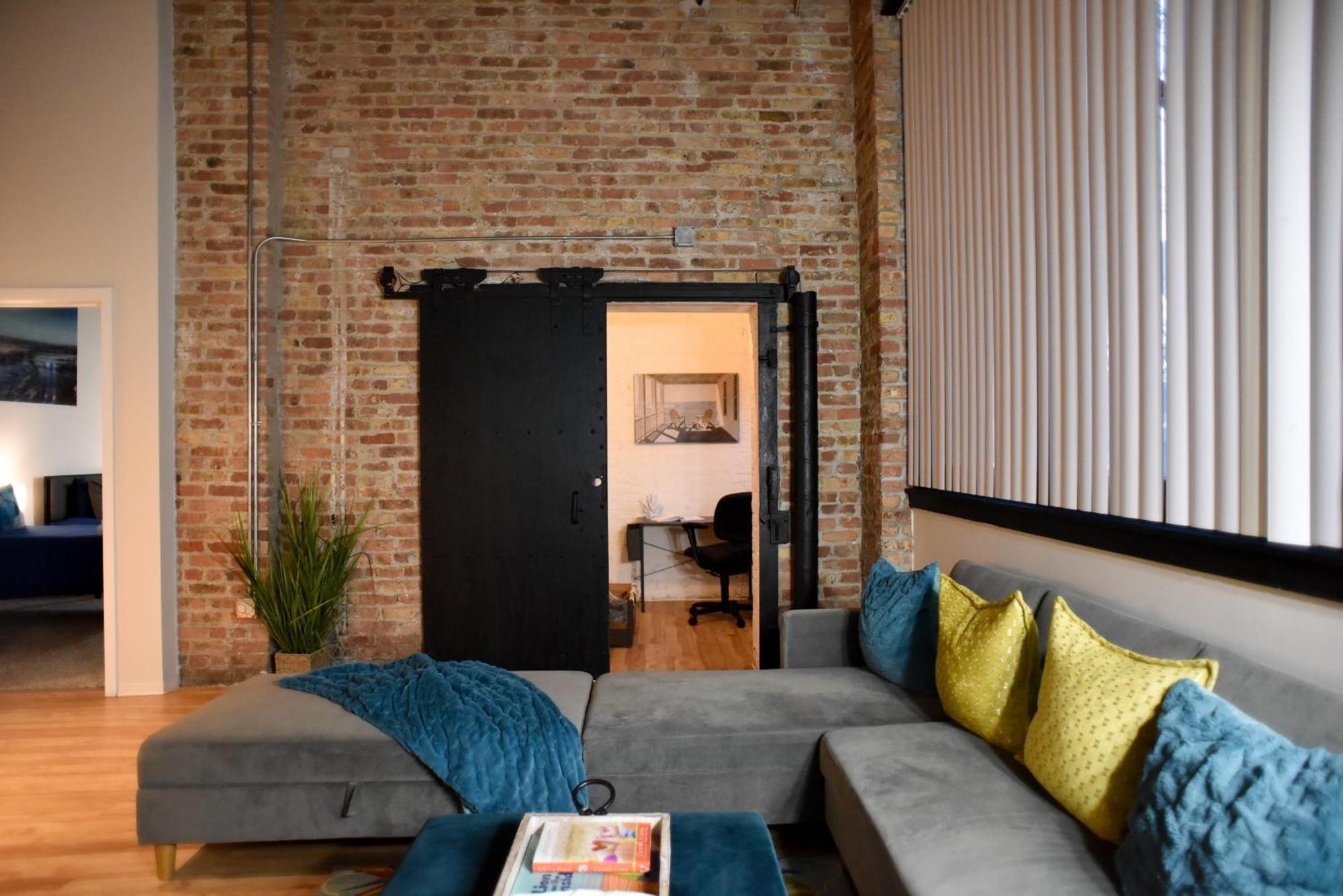 Luxery Stay Chicago - Themed Units! Close To Downtown, Mccormick Place & Wintrust Arena 외부 사진