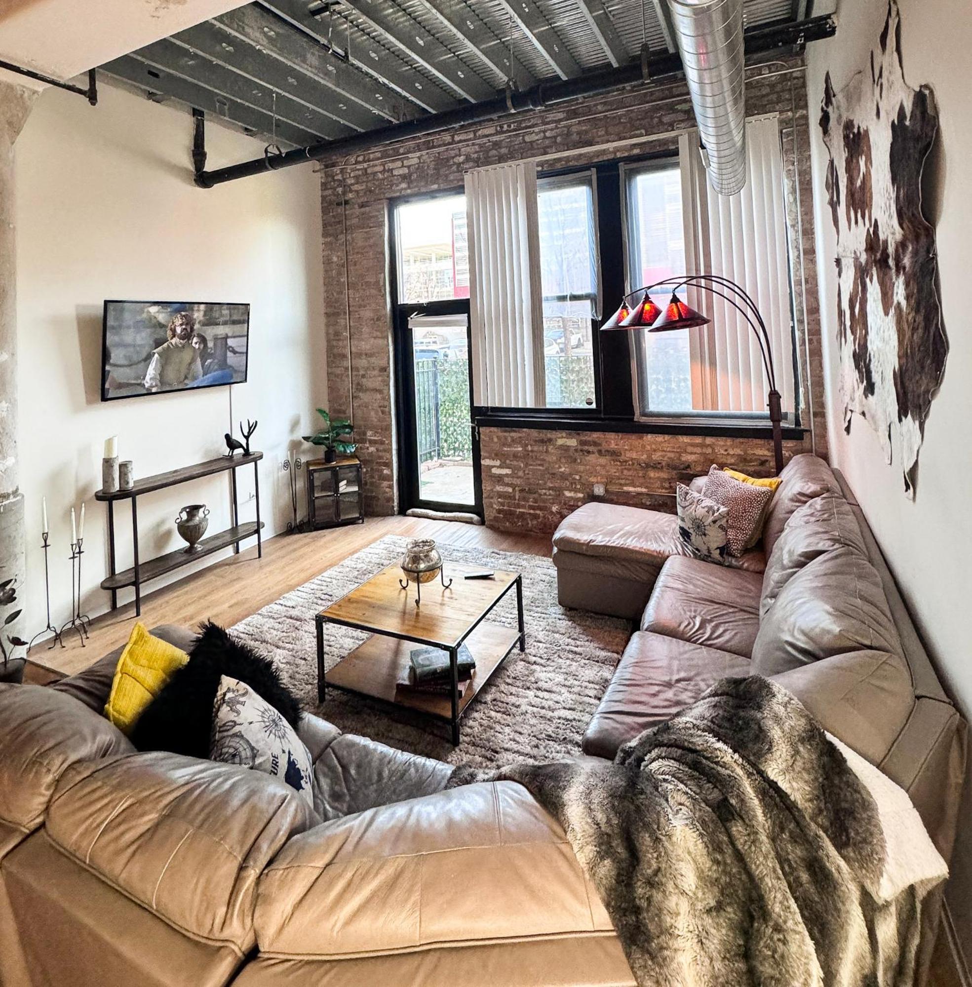 Luxery Stay Chicago - Themed Units! Close To Downtown, Mccormick Place & Wintrust Arena 외부 사진