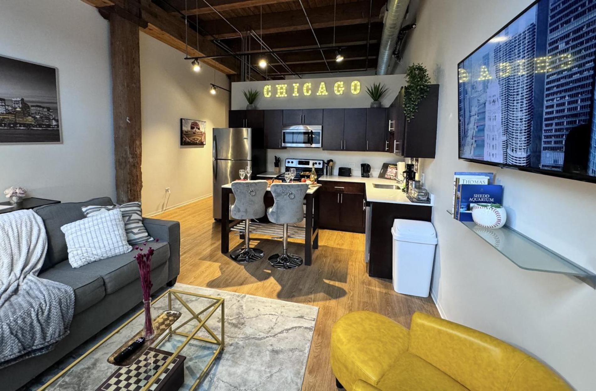 Luxery Stay Chicago - Themed Units! Close To Downtown, Mccormick Place & Wintrust Arena 외부 사진