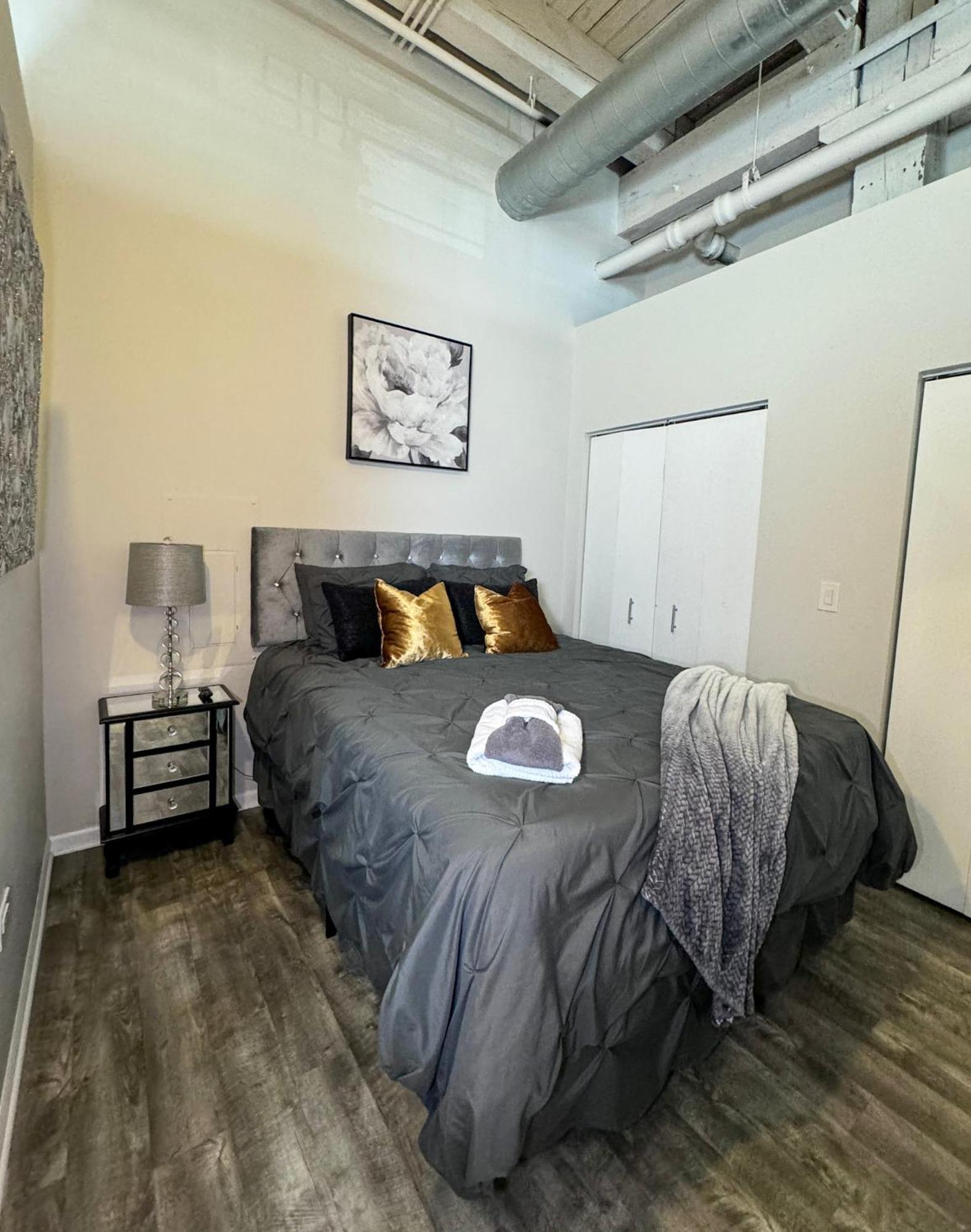 Luxery Stay Chicago - Themed Units! Close To Downtown, Mccormick Place & Wintrust Arena 외부 사진